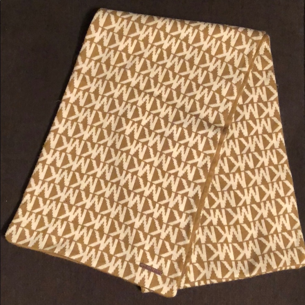 Michael Kors Scarf